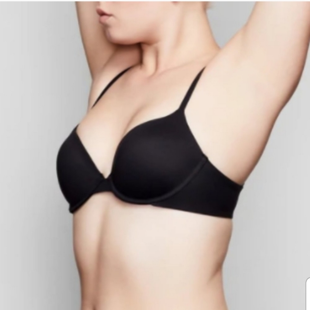 SKIMS Black Bra